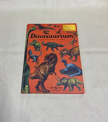 Dinosarium -Chris Wormell & Lilly Murrey