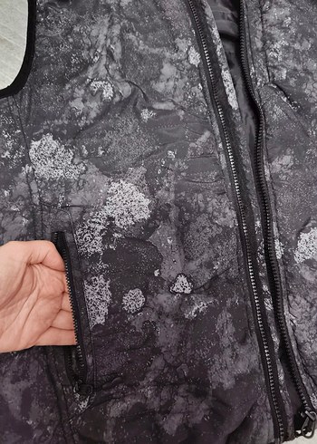 Kadın Kamuflaj Desenli Kapüşonlu Yelek - Görsel 2