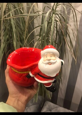 English Home Renkli Noel Baba ve Figür Dekorasyonu