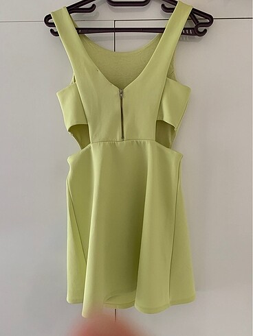 Pull and Bear Cut out elbise