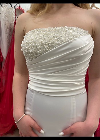 İnci Detaylı Straplez Beyaz Gelinlik - Görsel 4