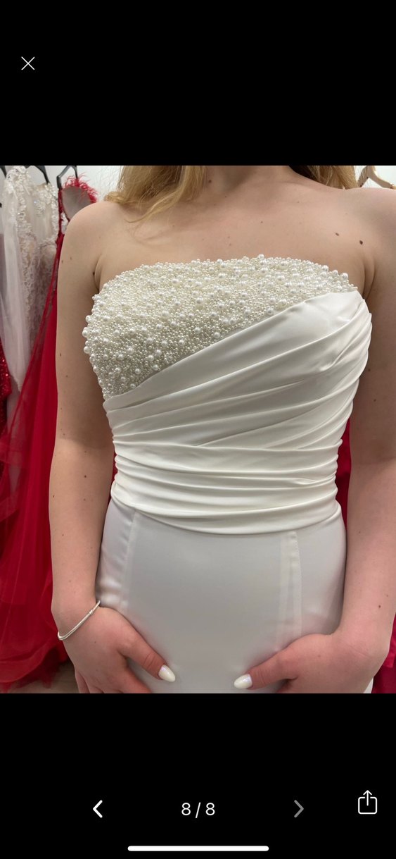 İnci Detaylı Straplez Beyaz Gelinlik - Görsel 4