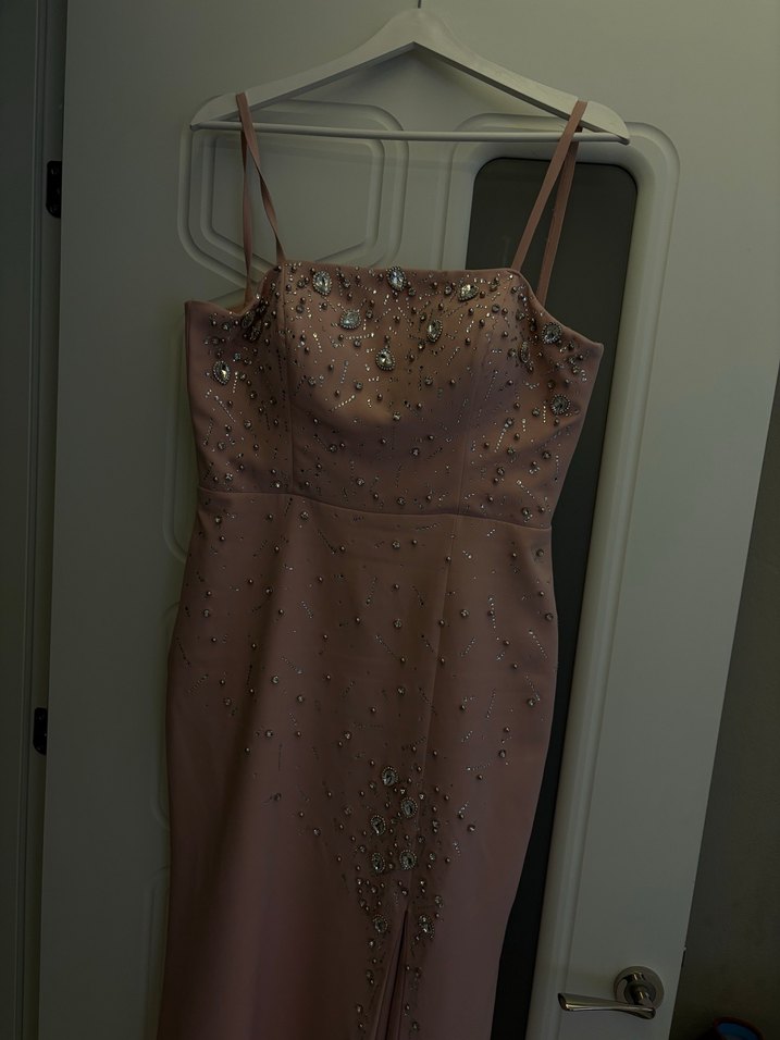 Pembe askılı taşlı abiye elbise - Görsel 5