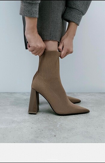 38 Beden Zara bot