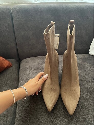 Zara bot
