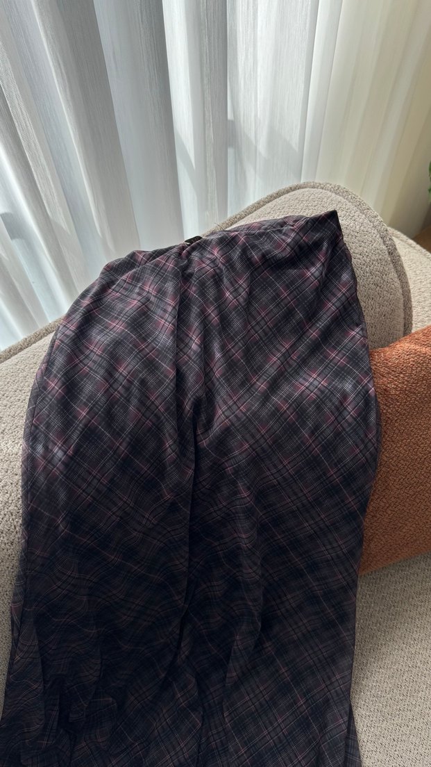 Bordo Ekose Desenli Uzun Drapeli Etek - Görsel 2