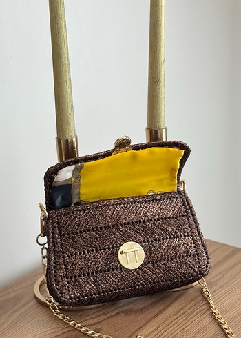 Handmade Zincir Detaylı Parlak Örgü Kadın Çanta - Görsel 5