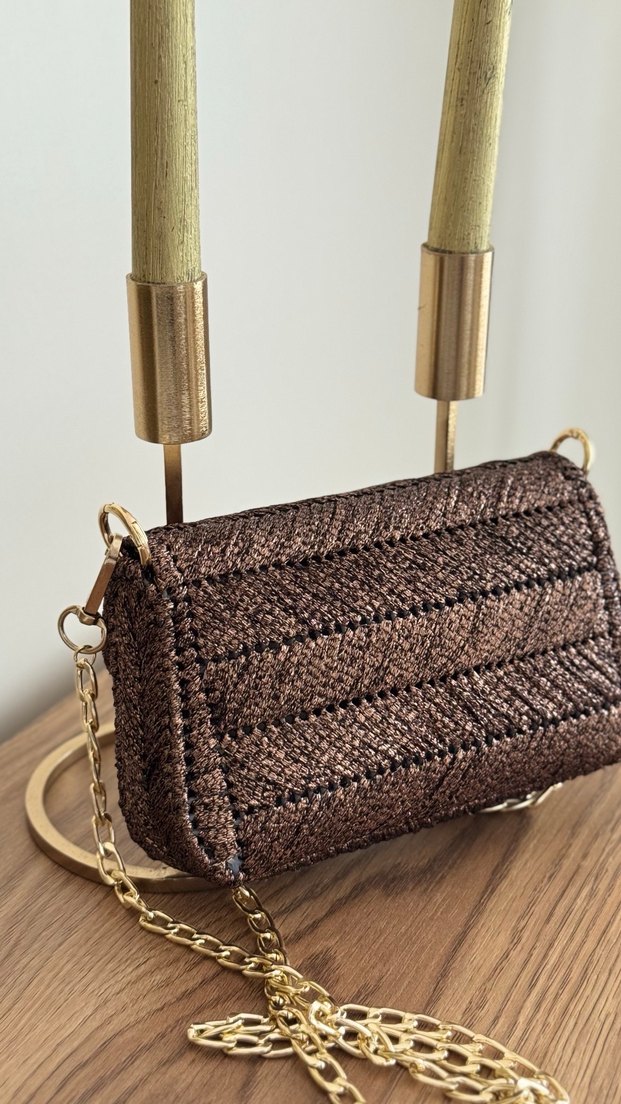 Handmade Zincir Detaylı Parlak Örgü Kadın Çanta - Görsel 4