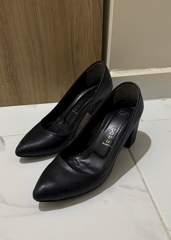 Kadın Siyah Klasik Topuklu Stiletto - Görsel 2