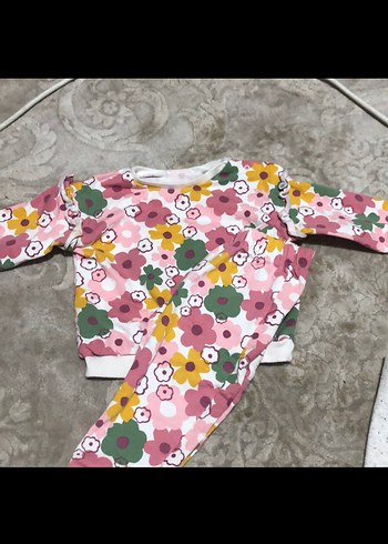 Pembe Çiçek Desenli Bebek Kız Takımı - Görsel 2