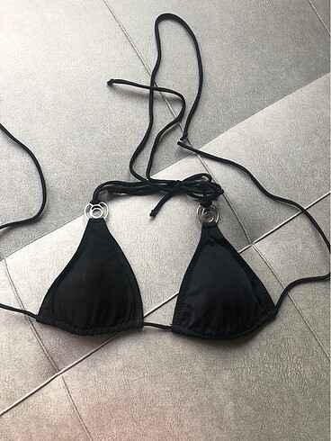 Bikini üstü