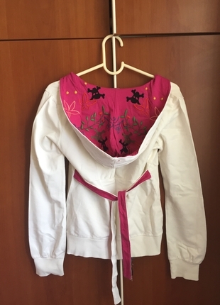 Markasız Ürün pembe desenli beyaz sweatshirt
