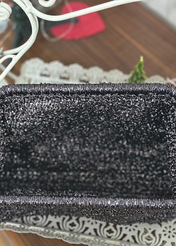 Siyah Boncuk İşlemeli Örgü Kadın Portföy Çanta - Görsel 3