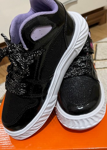 Mor Yılan Desenli Kız Çocuk Spor Ayakkabı - Görsel 3