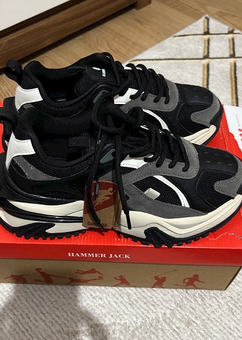 Gri Yılan Desenli Kadın Spor Ayakkabı - Görsel 2