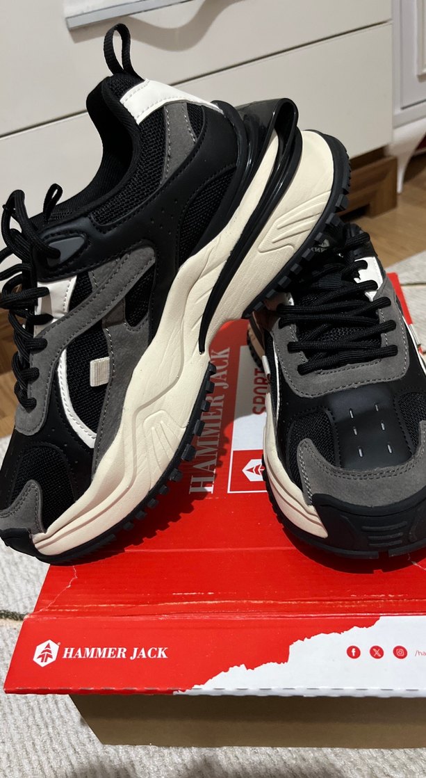 Gri Yılan Desenli Kadın Spor Ayakkabı - Görsel 3