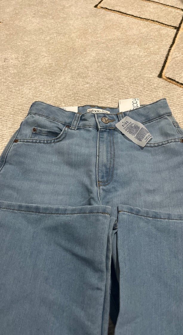 Gri Bol Kesim Uzun Kadın Kot Pantolon - Görsel 3