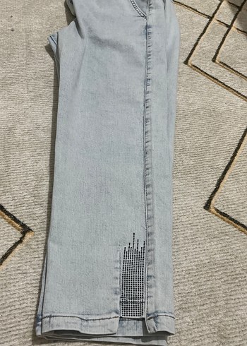 Gri Kadın Kot Pantolon Bel Detaylı - Görsel 2