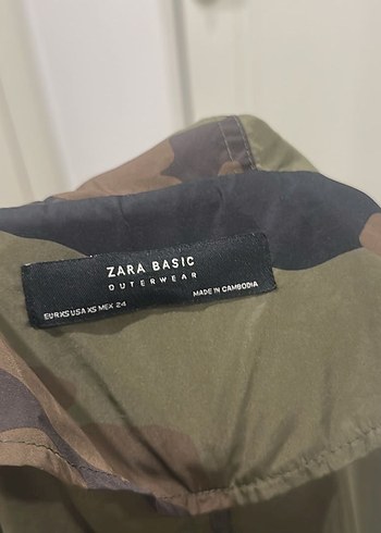 xs Beden Zara Kadın Kamuflaj Desenli Rahat Kesim Ceket