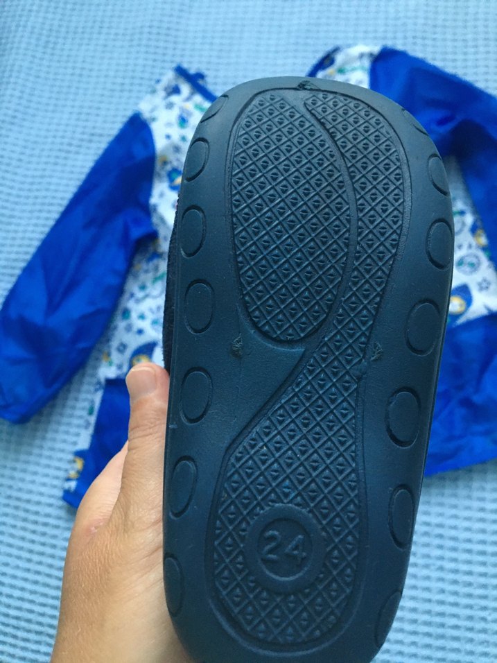 Uzun Kollu Renkli Desenli Bebek Önlüğü panduf - Görsel 3