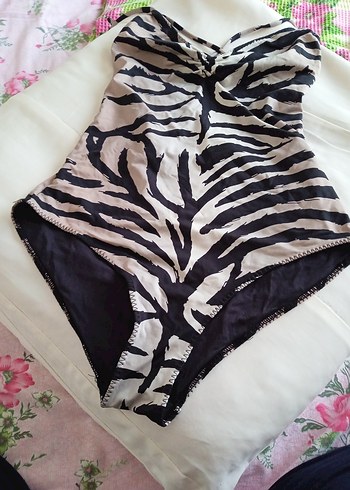 Zebra Desenli Kadın Mayo arkadan çapraz bağlamalı