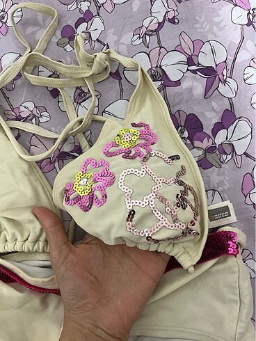 40 Beden Bikini