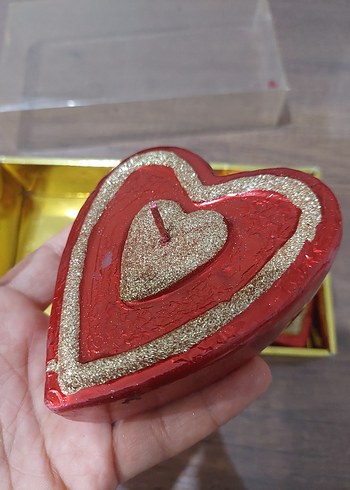 Altın Renkli Parlak Kalp Şeklinde Mumluk - Görsel 2