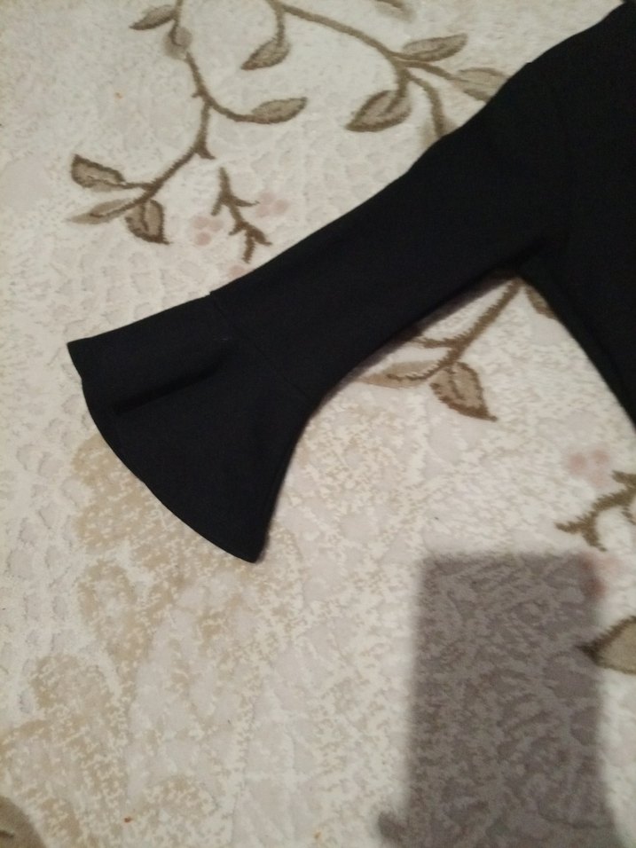 Siyah Uzun Kollu Fırfırlı Kadın Elbise - Görsel 4