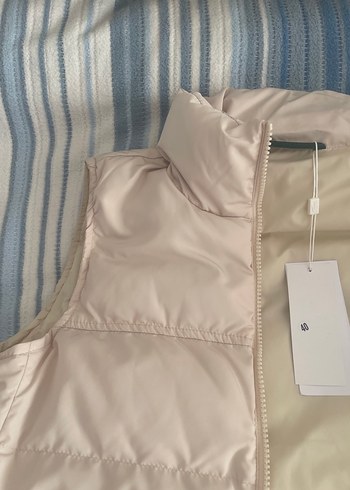 Beyaz Yumuşak Kumaşlı Fermuarlı Kadın Yelek - Görsel 4