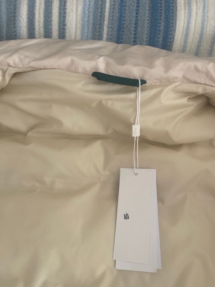 Beyaz Yumuşak Kumaşlı Fermuarlı Kadın Yelek - Görsel 5