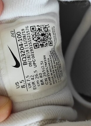 42 Beden beyaz Renk Nike ayakkabı