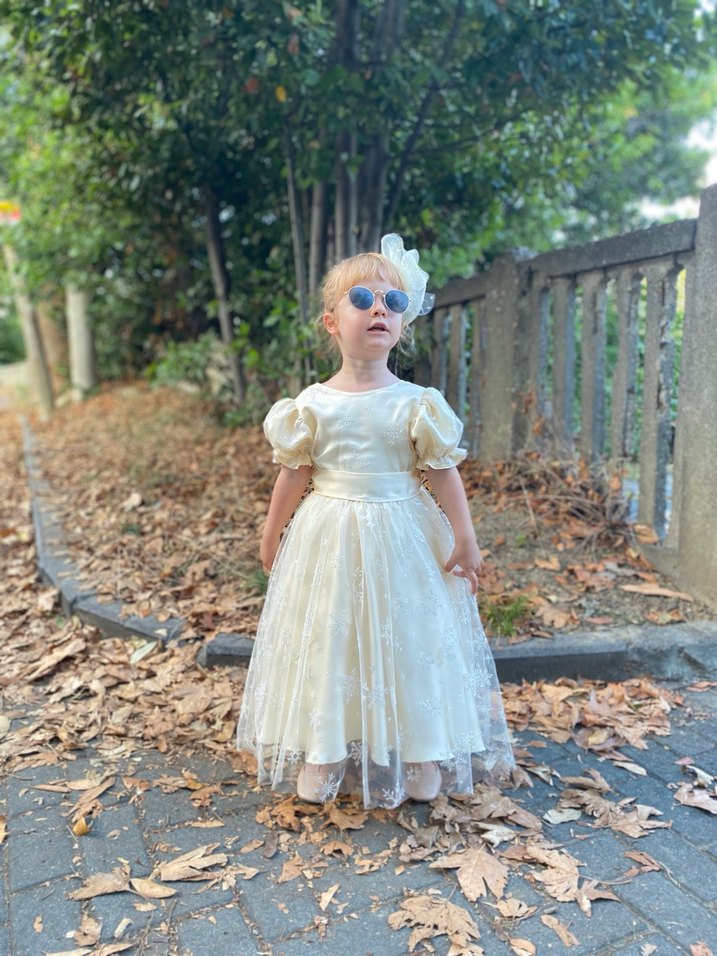 Kız Çocuk Beyaz Dantel Detaylı Elbise - Görsel 3