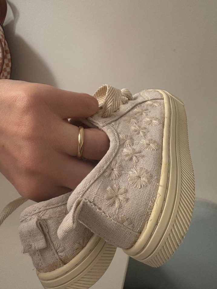 Beyaz Nakışlı Kız Çocuk Keten Spor Ayakkabı - Görsel 5