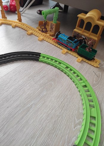 Thomas Pilli Tren Seti