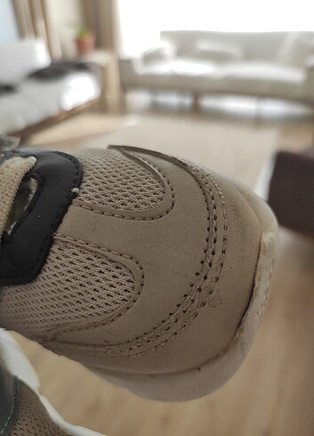 24 Beden Erkek çocuk spor ayakkabi