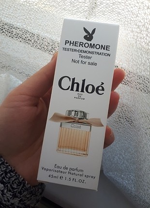 Chloe signature 