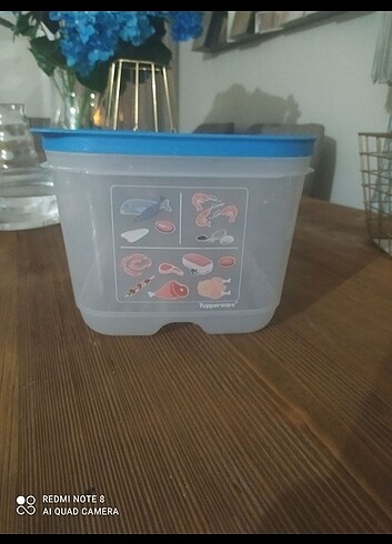 Tupperware buzluk kabı 4,4 lt