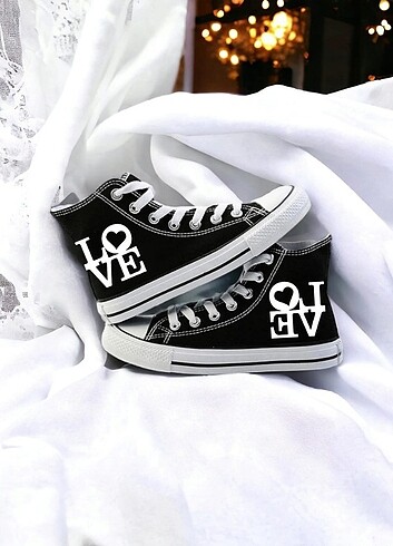Converse 31-40 arası mevcuttur bts hello kity love ejderha örümcek kalp d