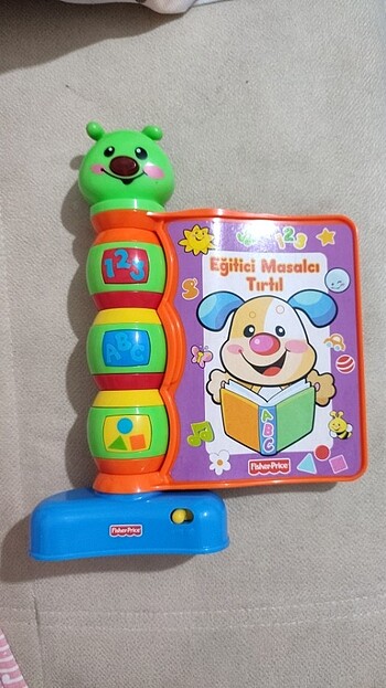 Eğitici masalcı tırtıl
