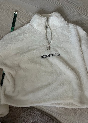 s Beden Kadın Beyaz Yüksek Yakalı Peluş Sweatshirt