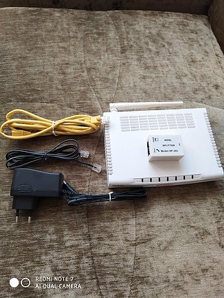 ZyXEL P660W-Tx Series ADSL Modem Router