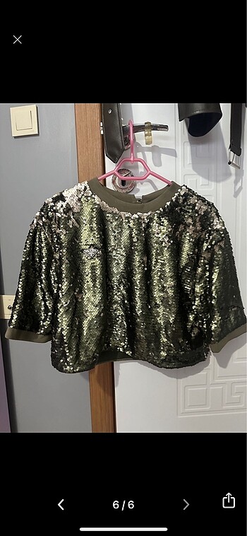Prada Pullu Crop