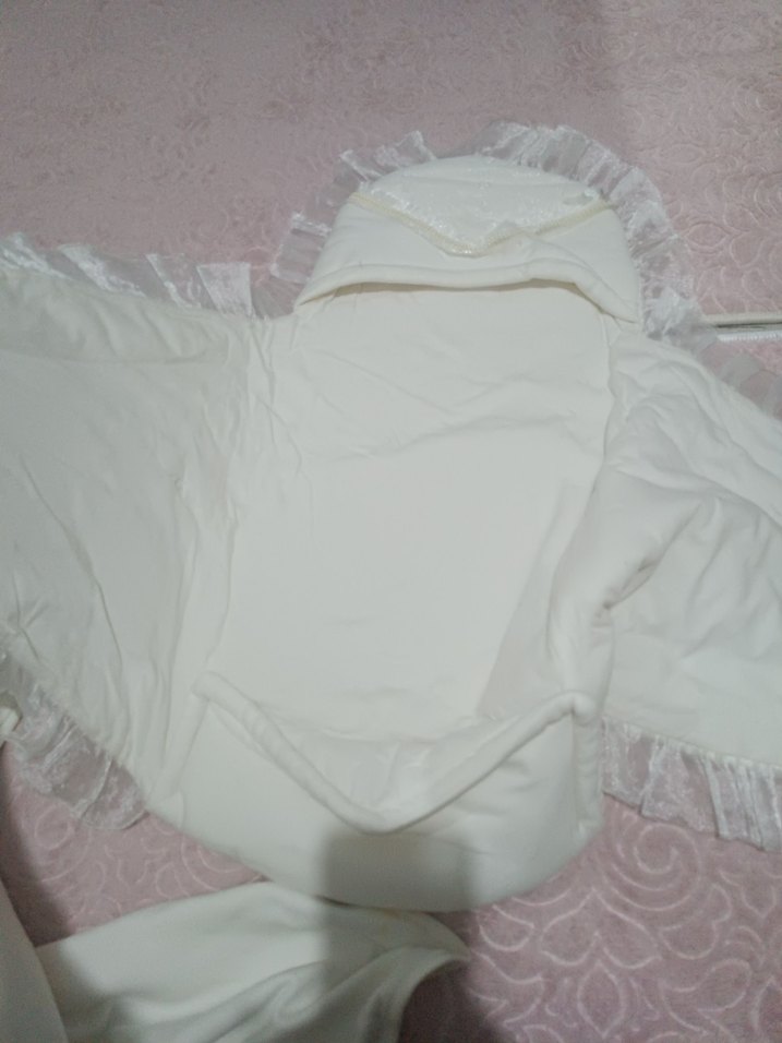 Beyaz Dantel Detaylı Bebek Kundak Örtüsü - Görsel 4