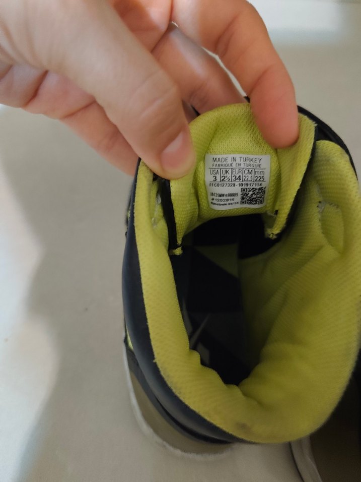 Sarı Detaylı Erkek Çocuk Spor Ayakkabı - Görsel 3