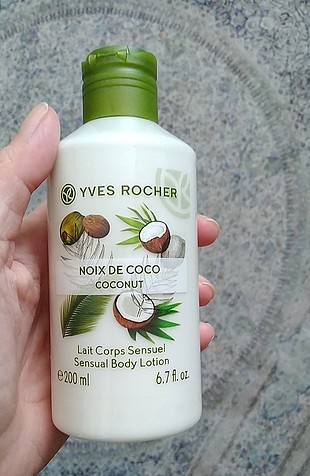 yves Rocher hindistan cevizli vücut sütü