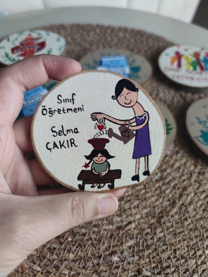 El Yapımı Öğretmen Temalı Ahşap Magnetler - Görsel 5