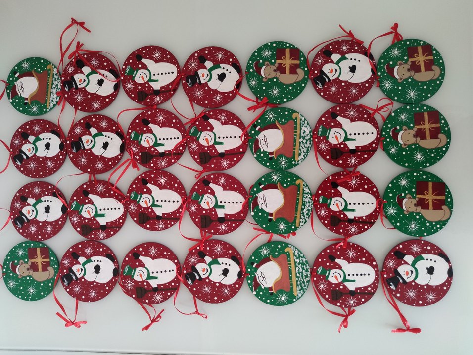 Renkli Yeni Yıl Süsleri Seti - Görsel 2