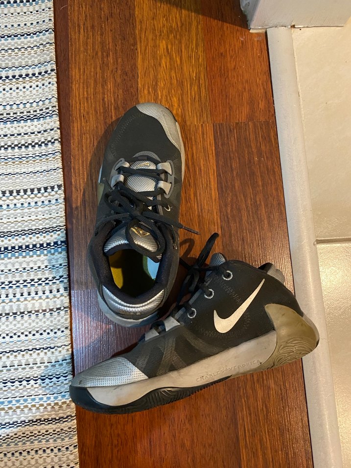 Unisex Nike Gri basketbol ayakkabısı - Görsel 2