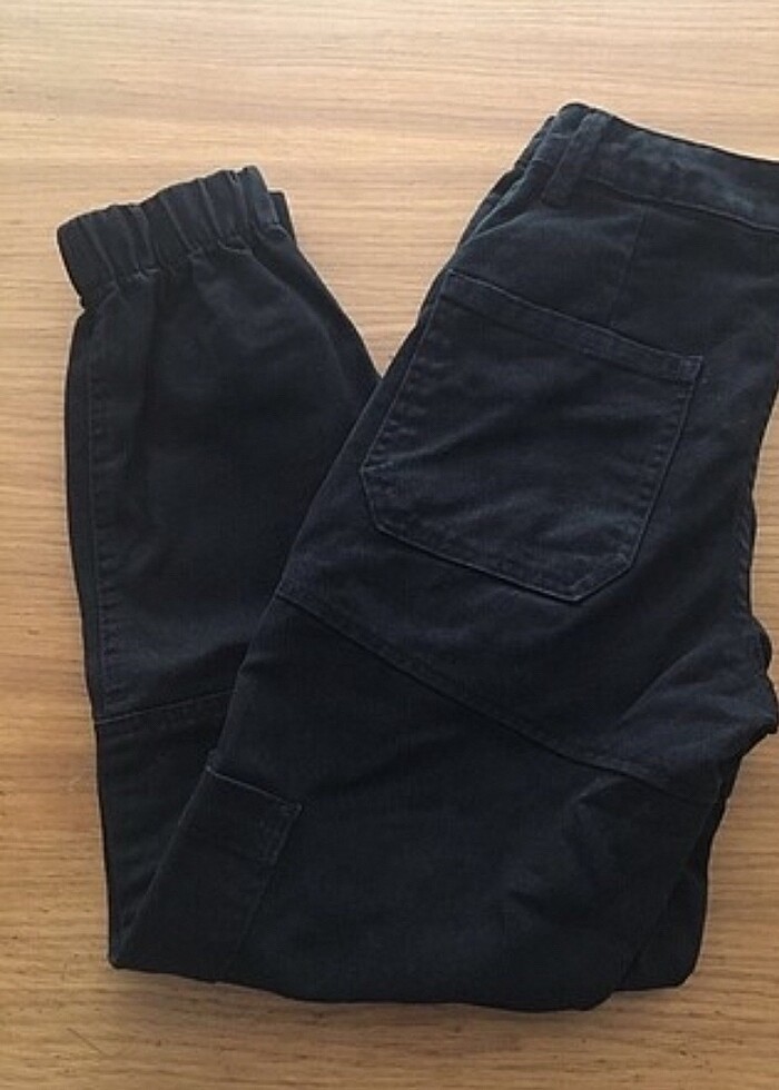 Bershka kargo pantolon - Görsel 4