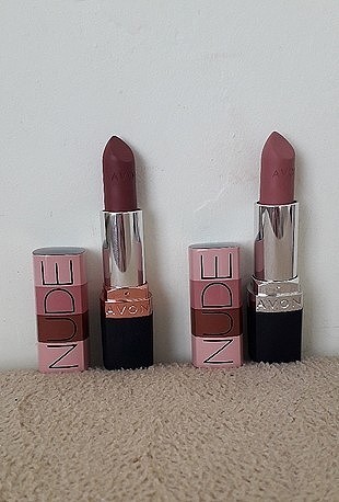 Avon Divine Twig ve Nude Suede Ruj